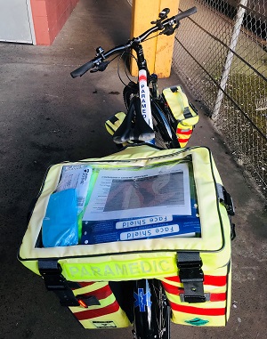 Bike with paramedic kit